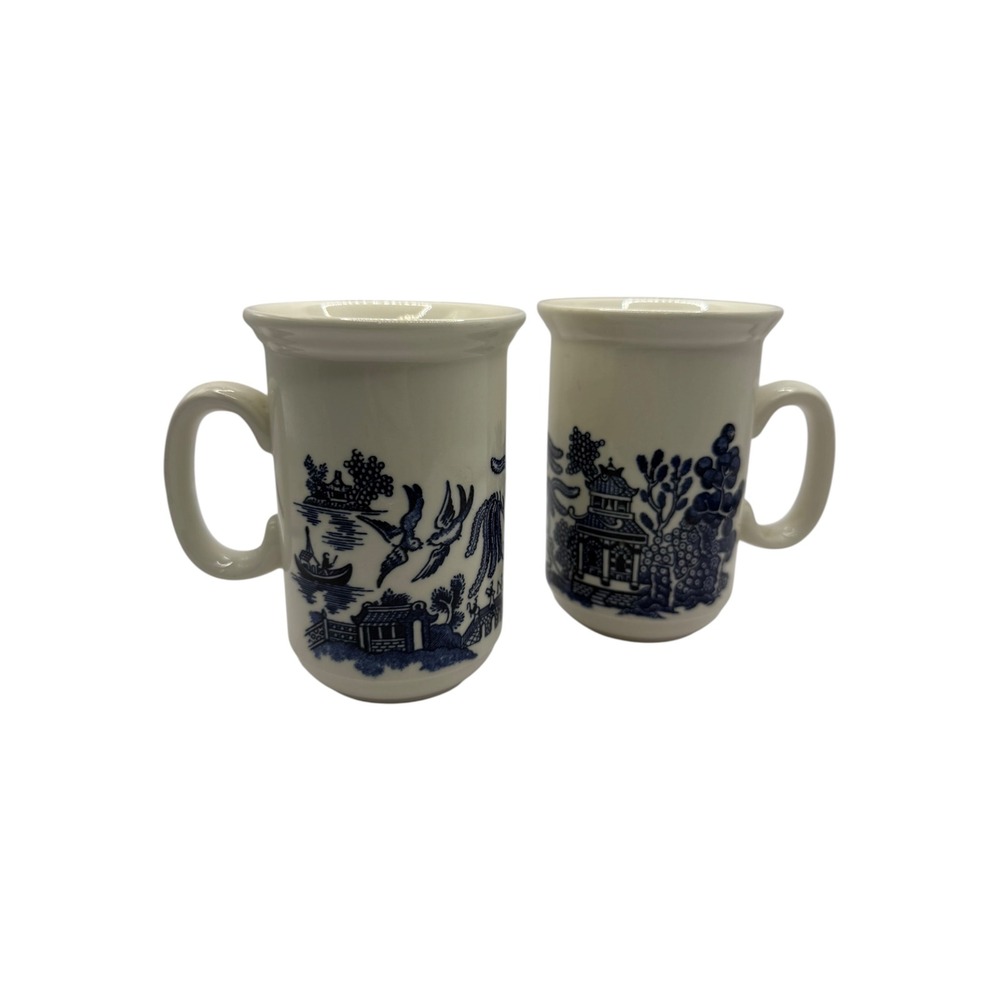 Vintage Churchill Blue Willow Coffee Mugs Set of 2 Blue White Transferware 4.5"